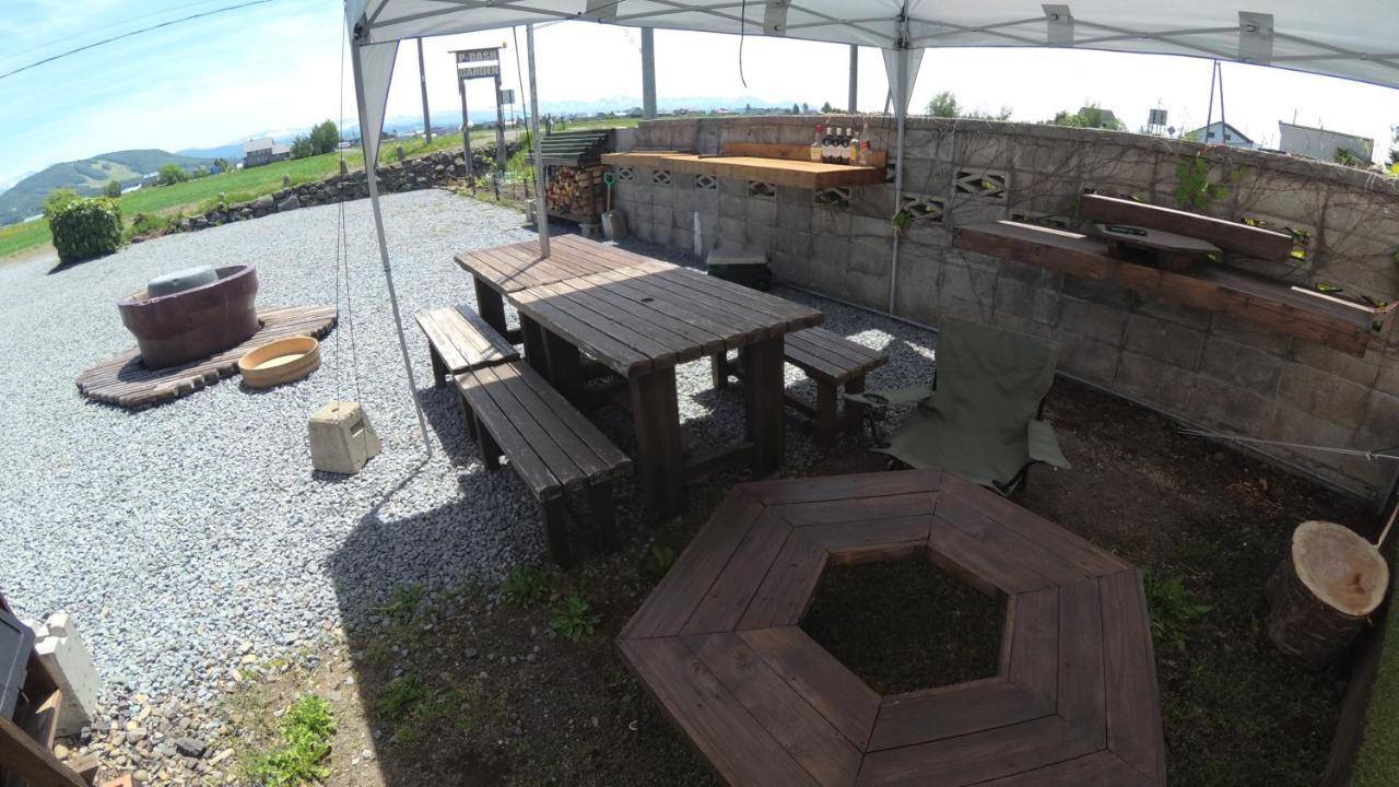P-Dash Garden Backpackers Higashikawa المظهر الخارجي الصورة
